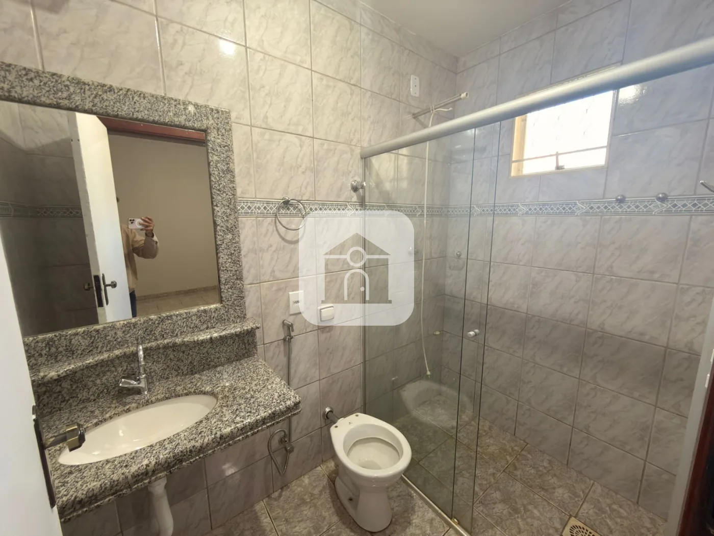 Alugar Casa / Padr&atilde;o em Uberl&acirc;ndia R$ 2.200,00 - Foto 14