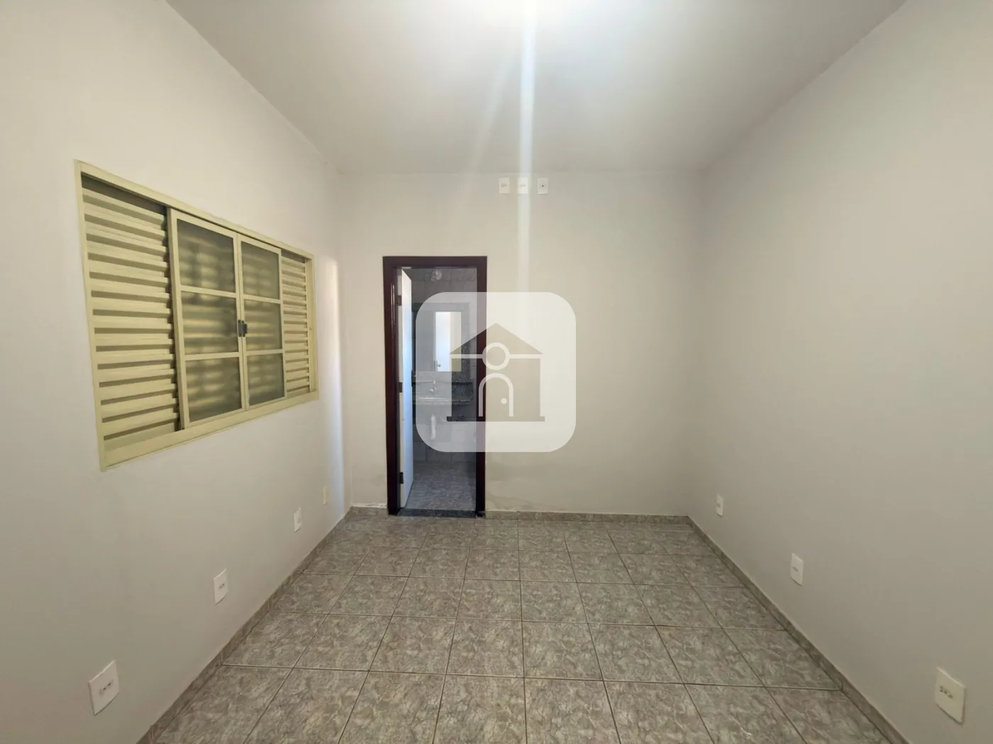 Alugar Casa / Padr&atilde;o em Uberl&acirc;ndia R$ 2.200,00 - Foto 8