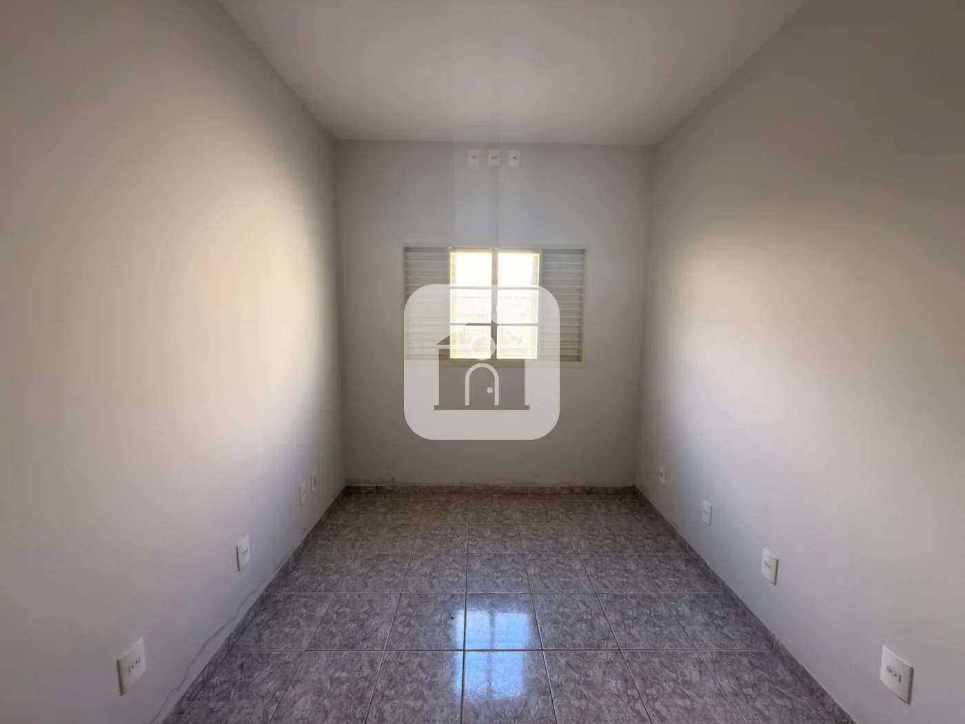 Alugar Casa / Padr&atilde;o em Uberl&acirc;ndia R$ 2.200,00 - Foto 10
