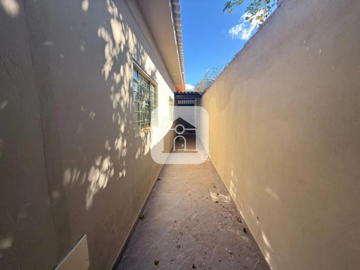 Alugar Casa / Padr&atilde;o em Uberl&acirc;ndia R$ 2.200,00 - Foto 17