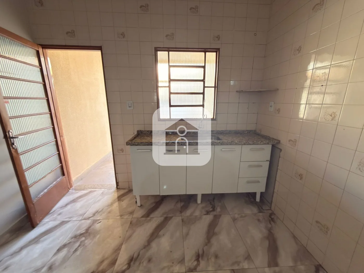 Alugar Casa / Padr&atilde;o em Uberl&acirc;ndia R$ 3.200,00 - Foto 4