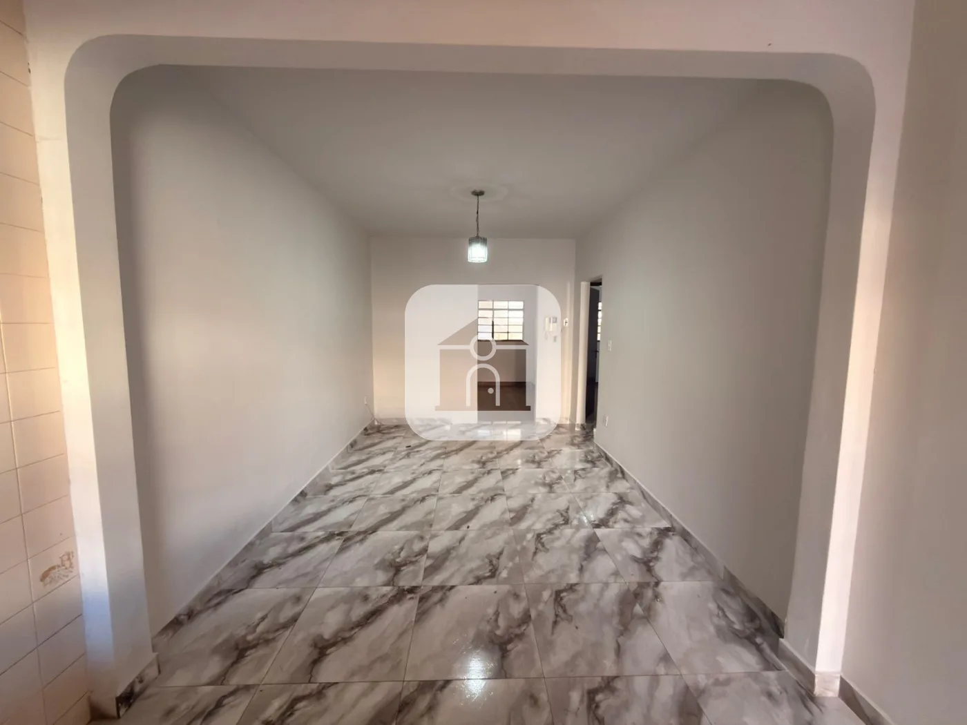 Alugar Casa / Padr&atilde;o em Uberl&acirc;ndia R$ 3.200,00 - Foto 5