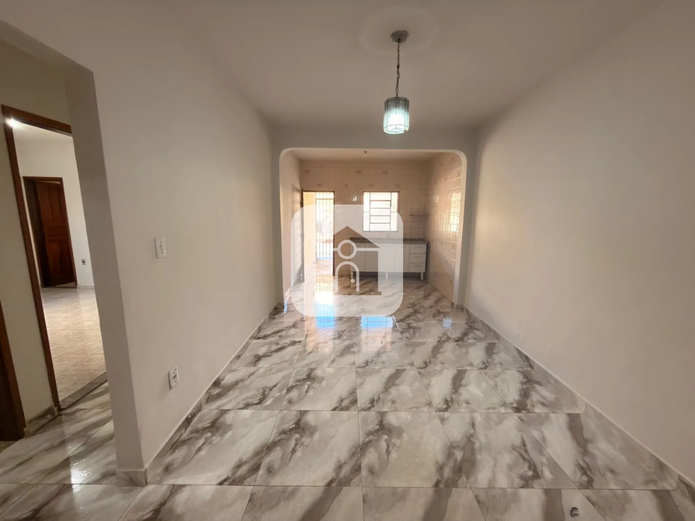 Alugar Casa / Padr&atilde;o em Uberl&acirc;ndia R$ 3.200,00 - Foto 6