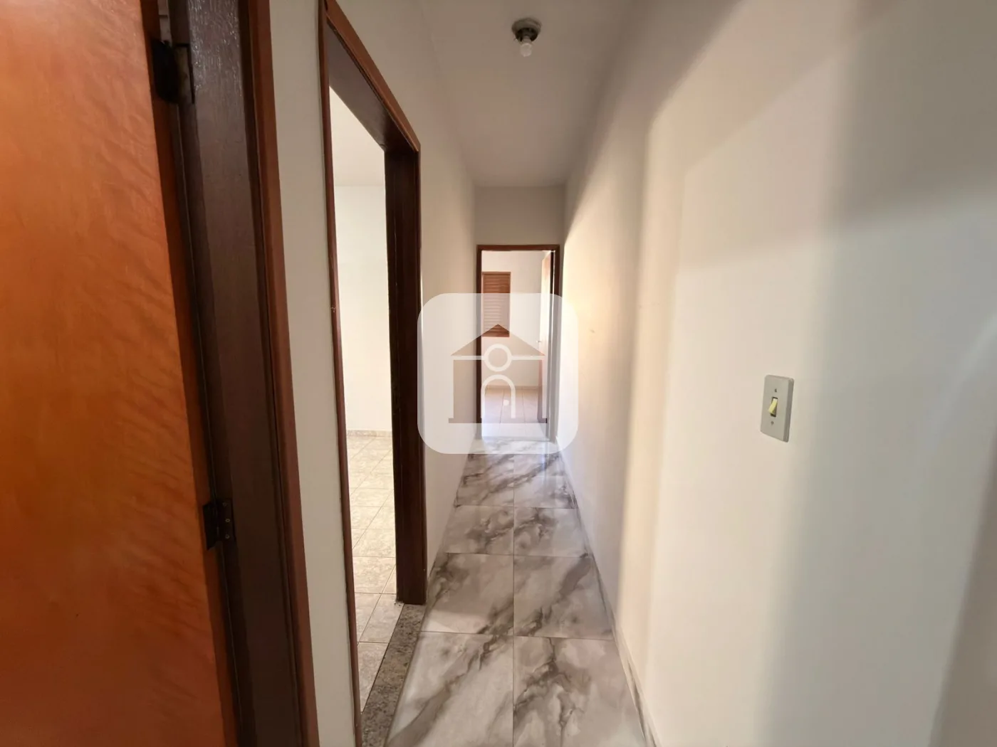 Alugar Casa / Padr&atilde;o em Uberl&acirc;ndia R$ 3.200,00 - Foto 9
