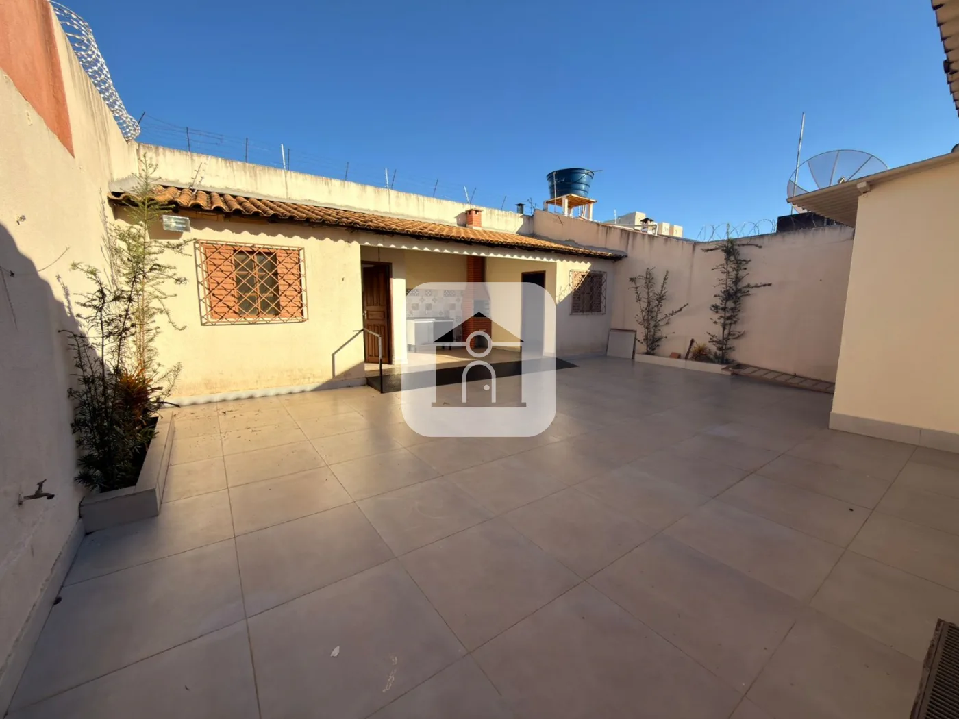Alugar Casa / Padr&atilde;o em Uberl&acirc;ndia R$ 3.200,00 - Foto 18