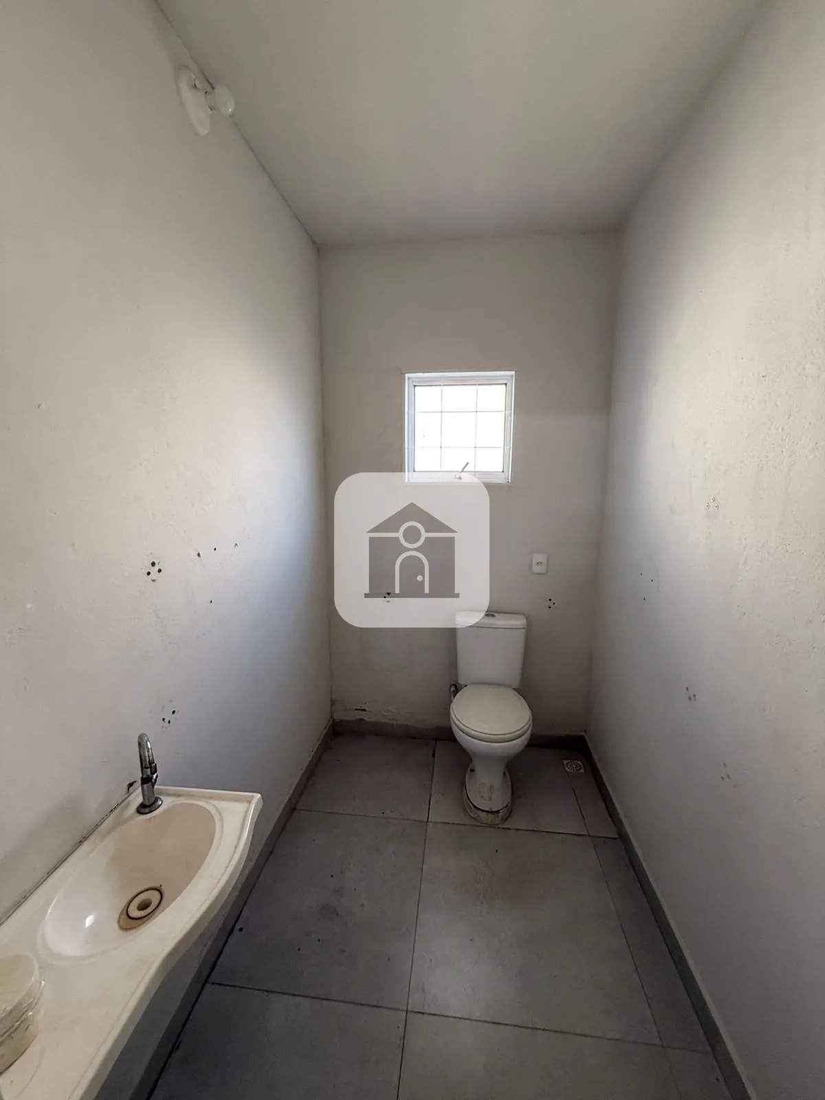 Alugar Comercial / Barrac&atilde;o em Araguari R$ 4.900,00 - Foto 6