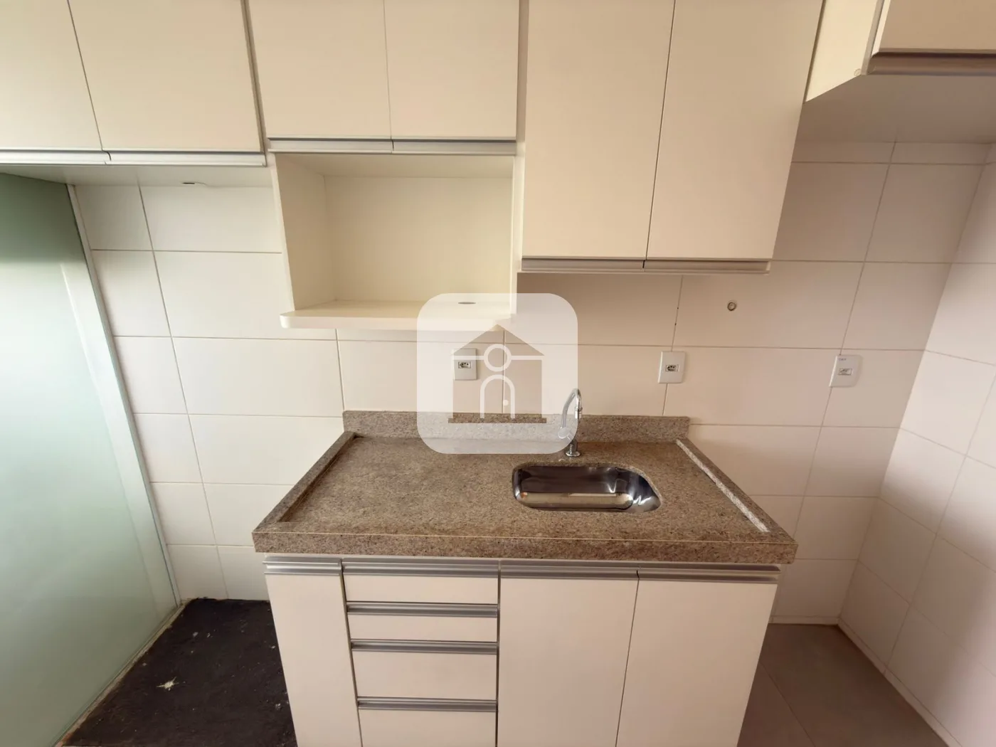 Alugar Apartamento / Padr&atilde;o em Uberlandia R$ 2.600,00 - Foto 7