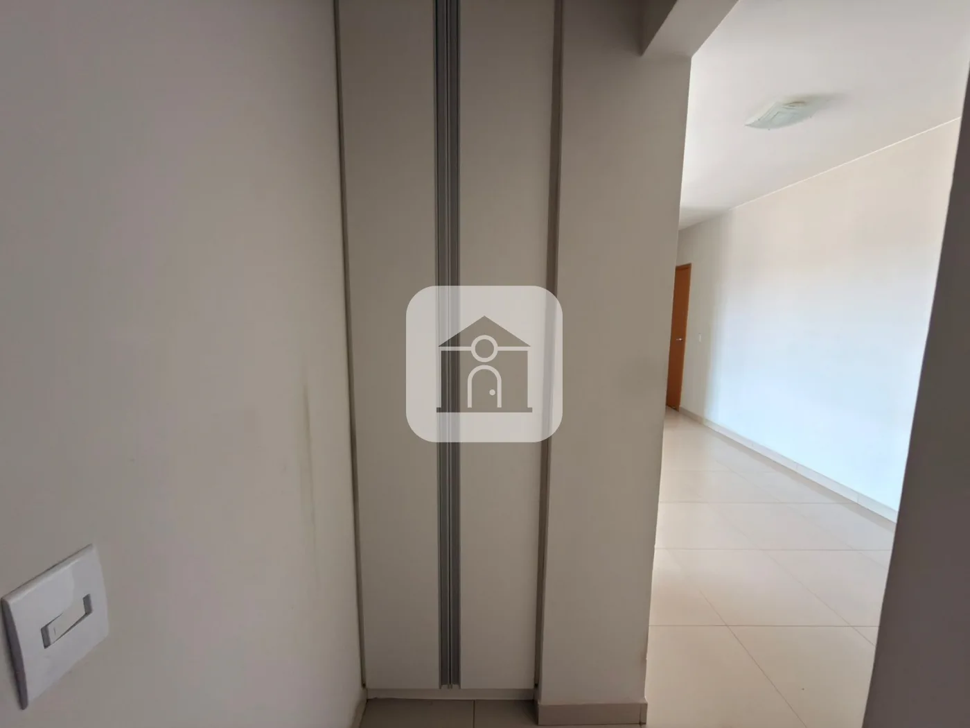 Alugar Apartamento / Padr&atilde;o em Uberlandia R$ 2.600,00 - Foto 11
