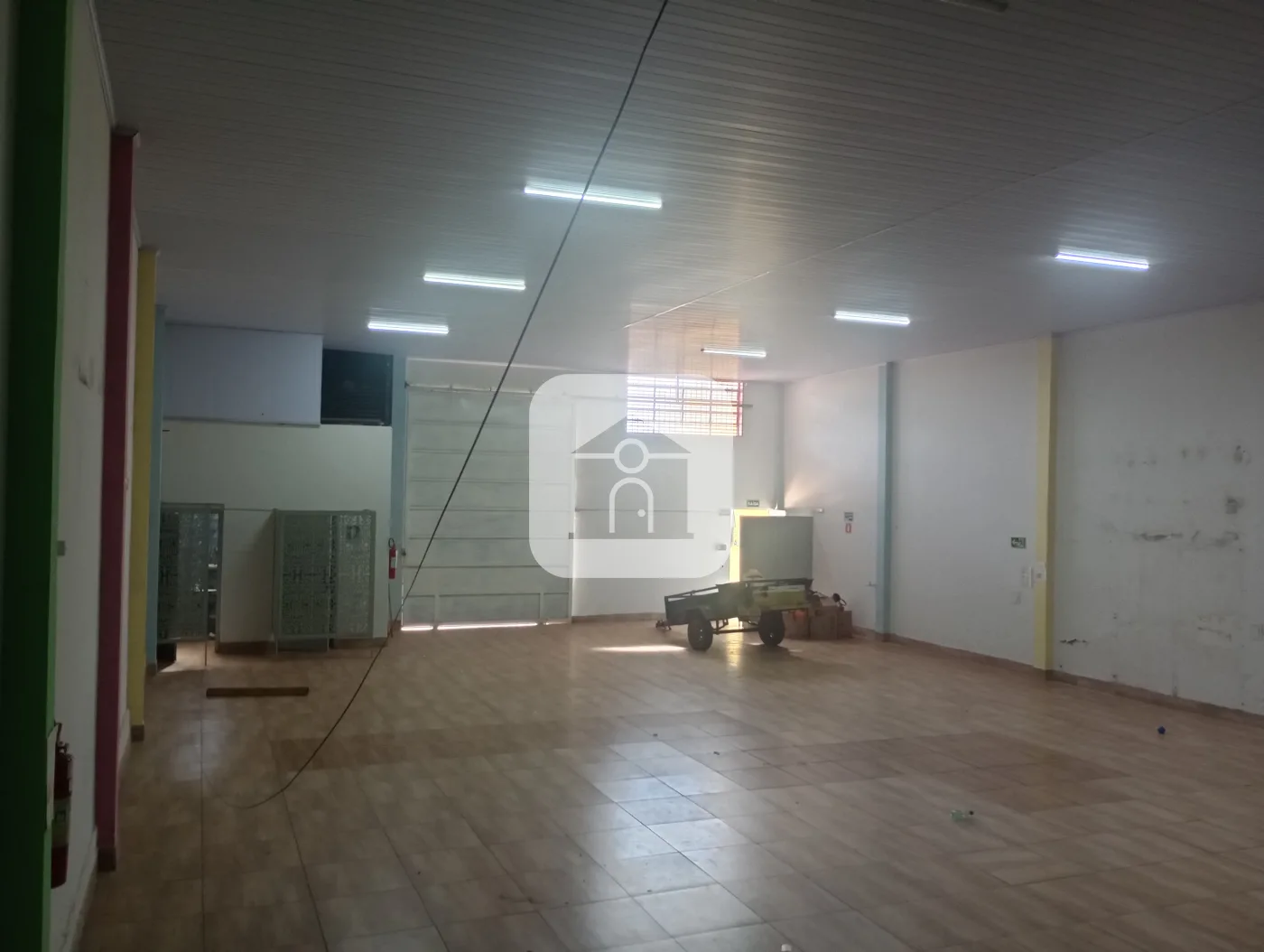 Alugar Comercial / Galp&atilde;o em Uberl&acirc;ndia R$ 6.500,00 - Foto 6