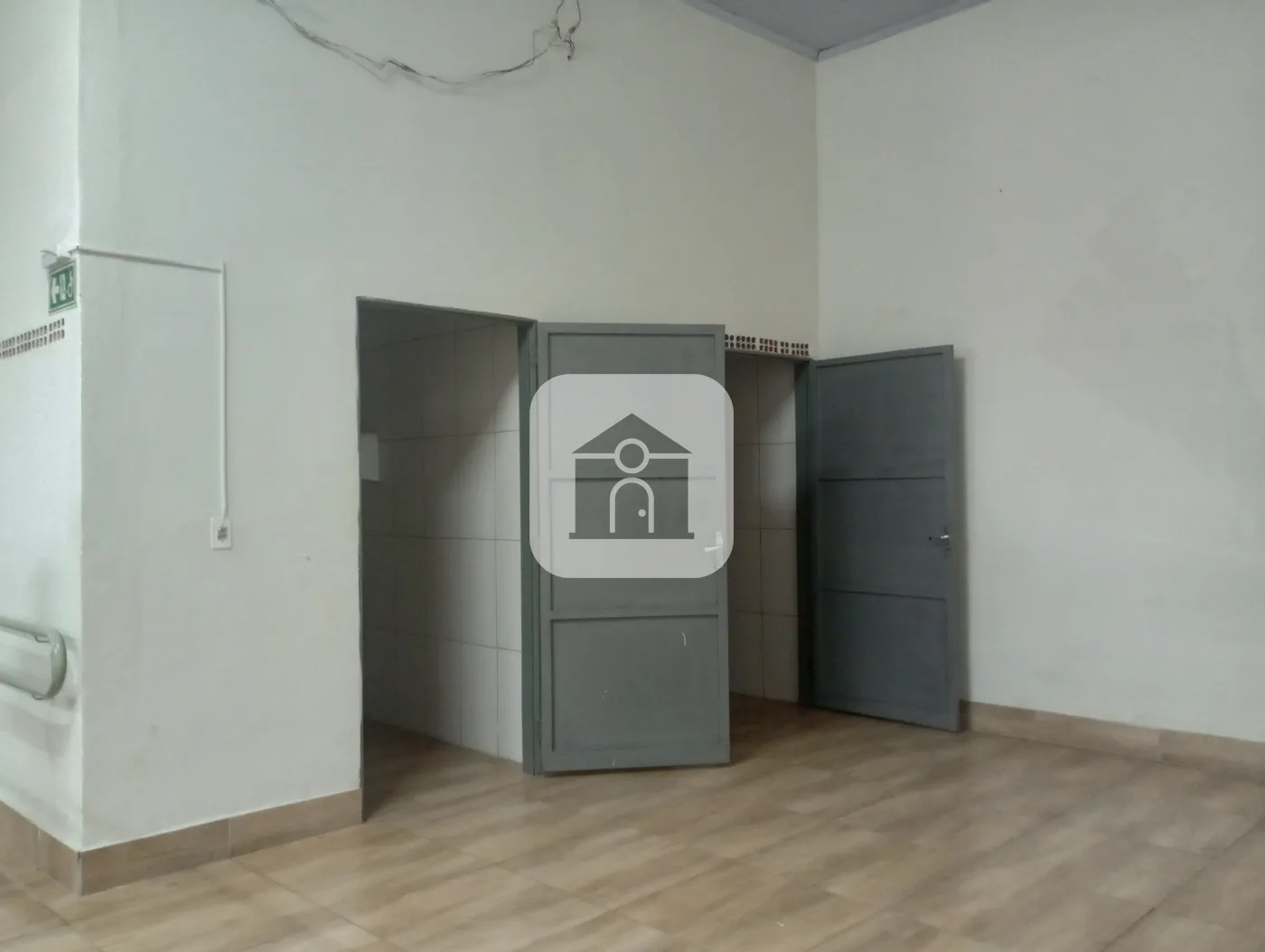 Alugar Comercial / Galp&atilde;o em Uberl&acirc;ndia R$ 6.500,00 - Foto 8