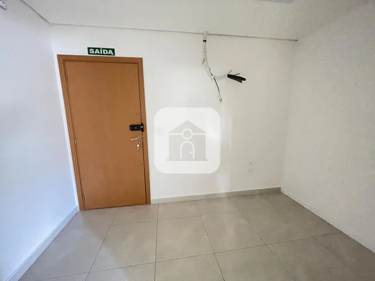Alugar Comercial / Sala Comercial Condom&iacute;nio em Uberlandia R$ 3.500,00 - Foto 6