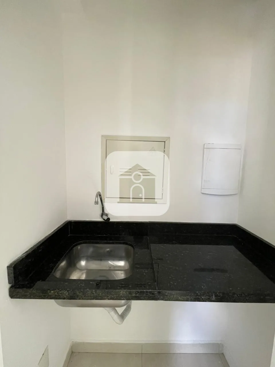 Alugar Comercial / Sala Comercial Condom&iacute;nio em Uberlandia R$ 3.500,00 - Foto 9