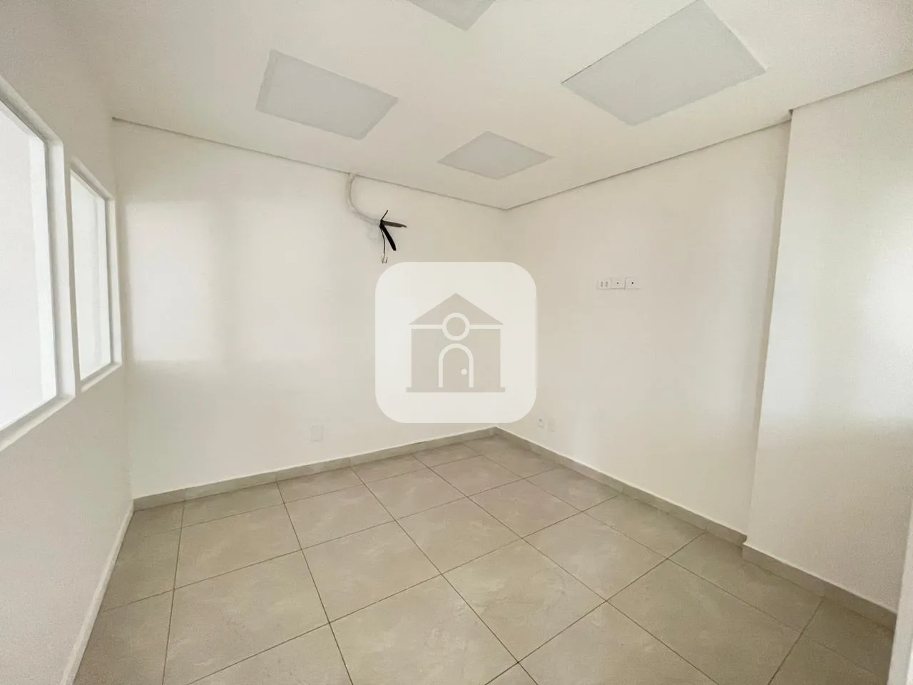 Alugar Comercial / Sala Comercial Condom&iacute;nio em Uberlandia R$ 3.500,00 - Foto 7