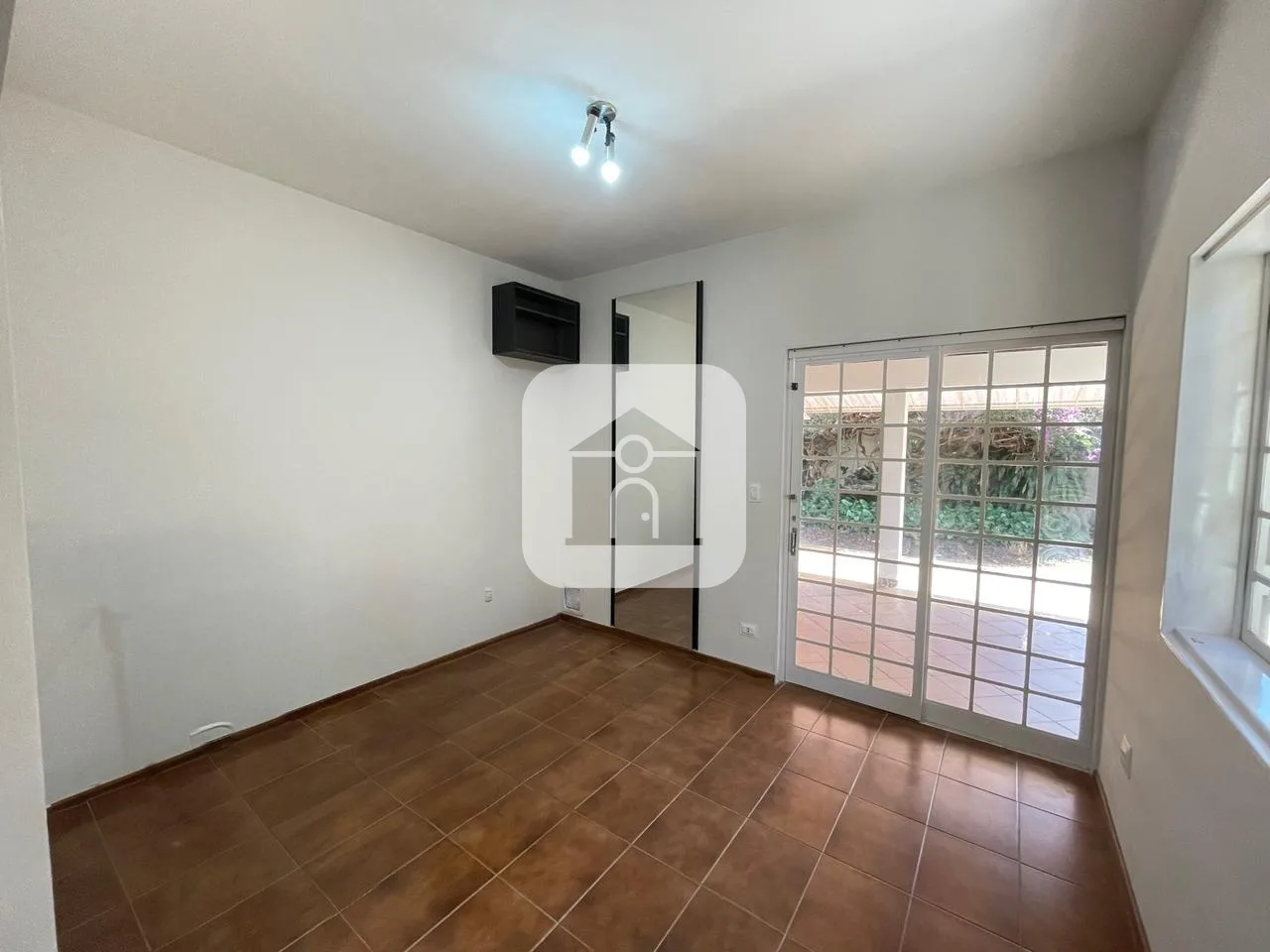 Alugar Casa / Padr&atilde;o em Uberl&acirc;ndia R$ 4.900,00 - Foto 3