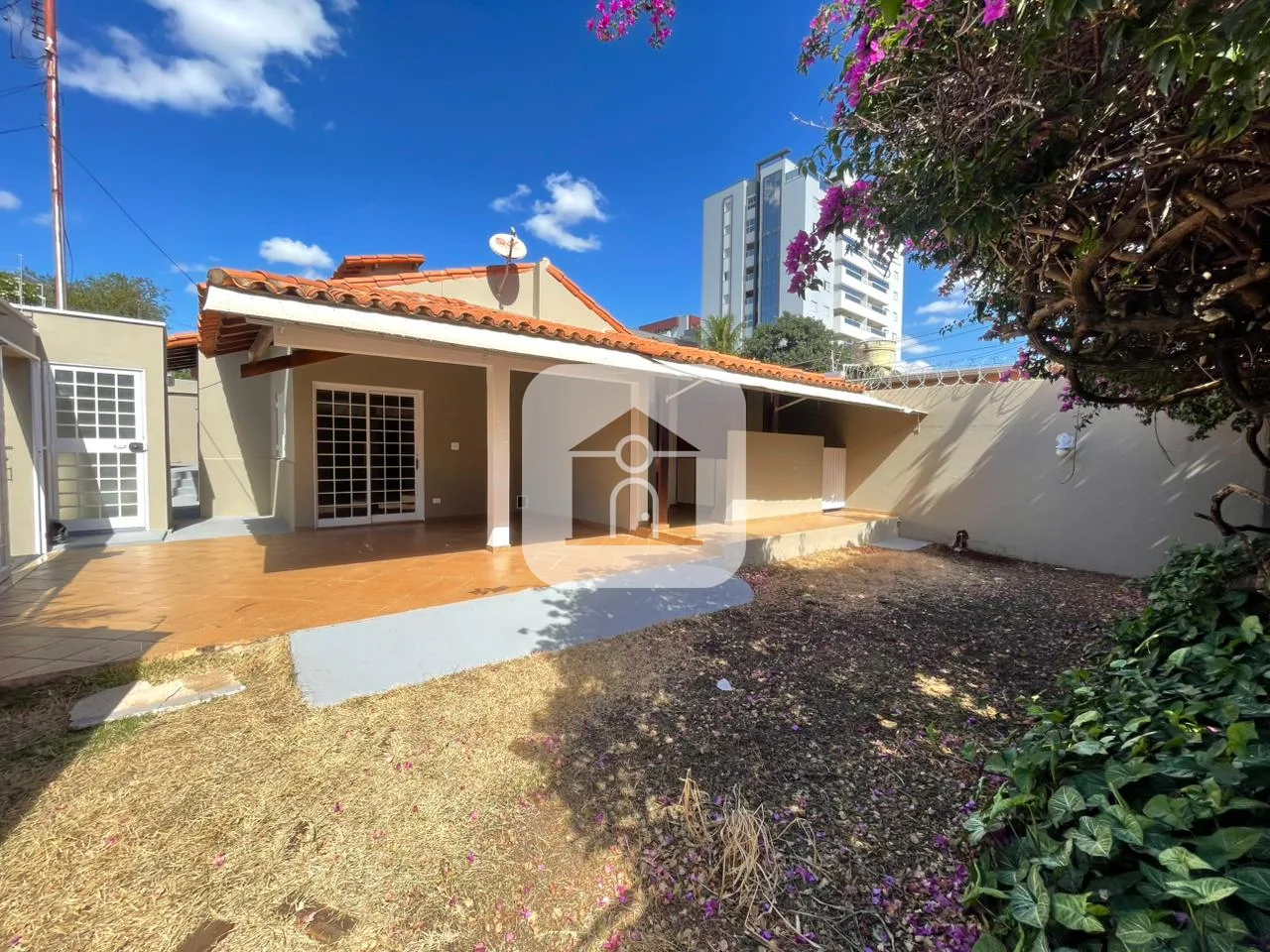 Alugar Casa / Padr&atilde;o em Uberl&acirc;ndia R$ 4.900,00 - Foto 25