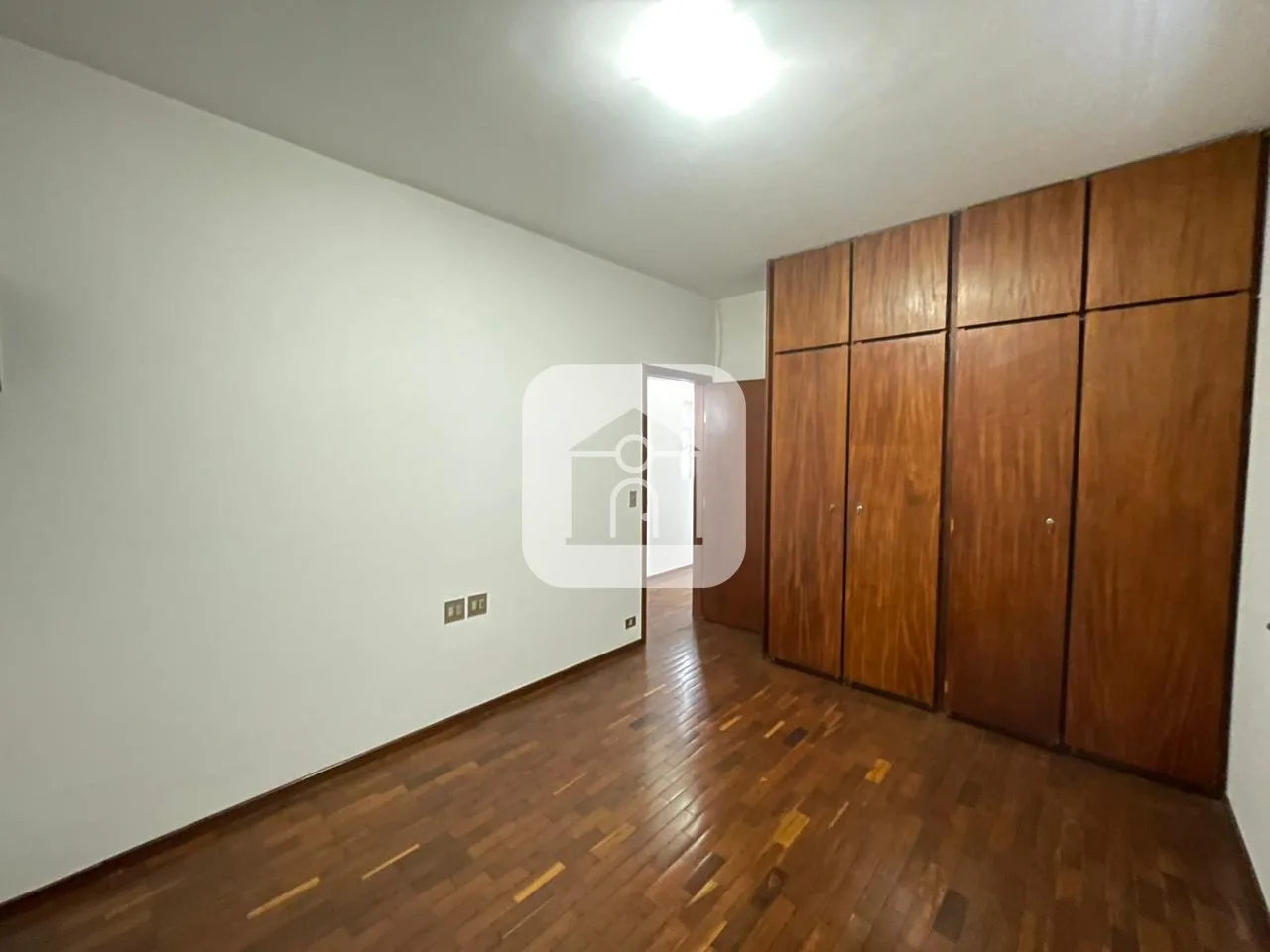 Alugar Casa / Padr&atilde;o em Uberl&acirc;ndia R$ 4.900,00 - Foto 12