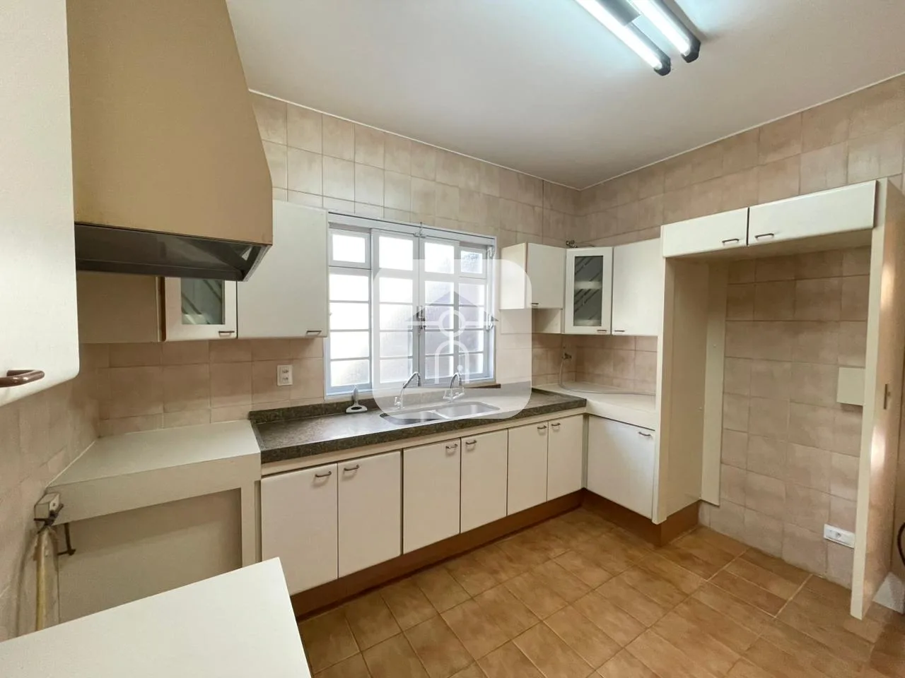 Alugar Casa / Padr&atilde;o em Uberl&acirc;ndia R$ 4.900,00 - Foto 7