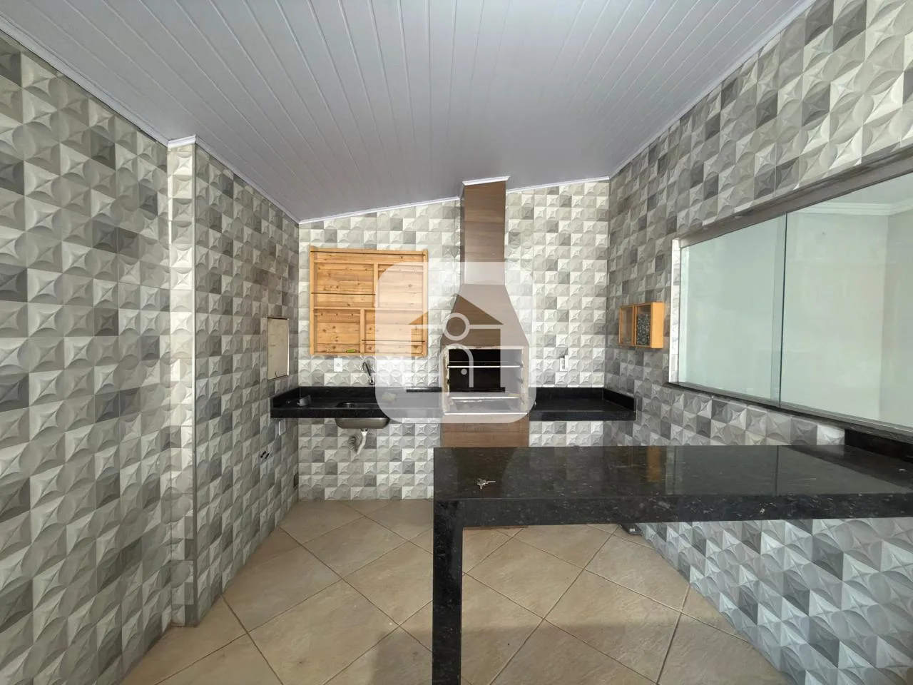Alugar Casa / Padr&atilde;o em Uberl&acirc;ndia R$ 3.000,00 - Foto 2