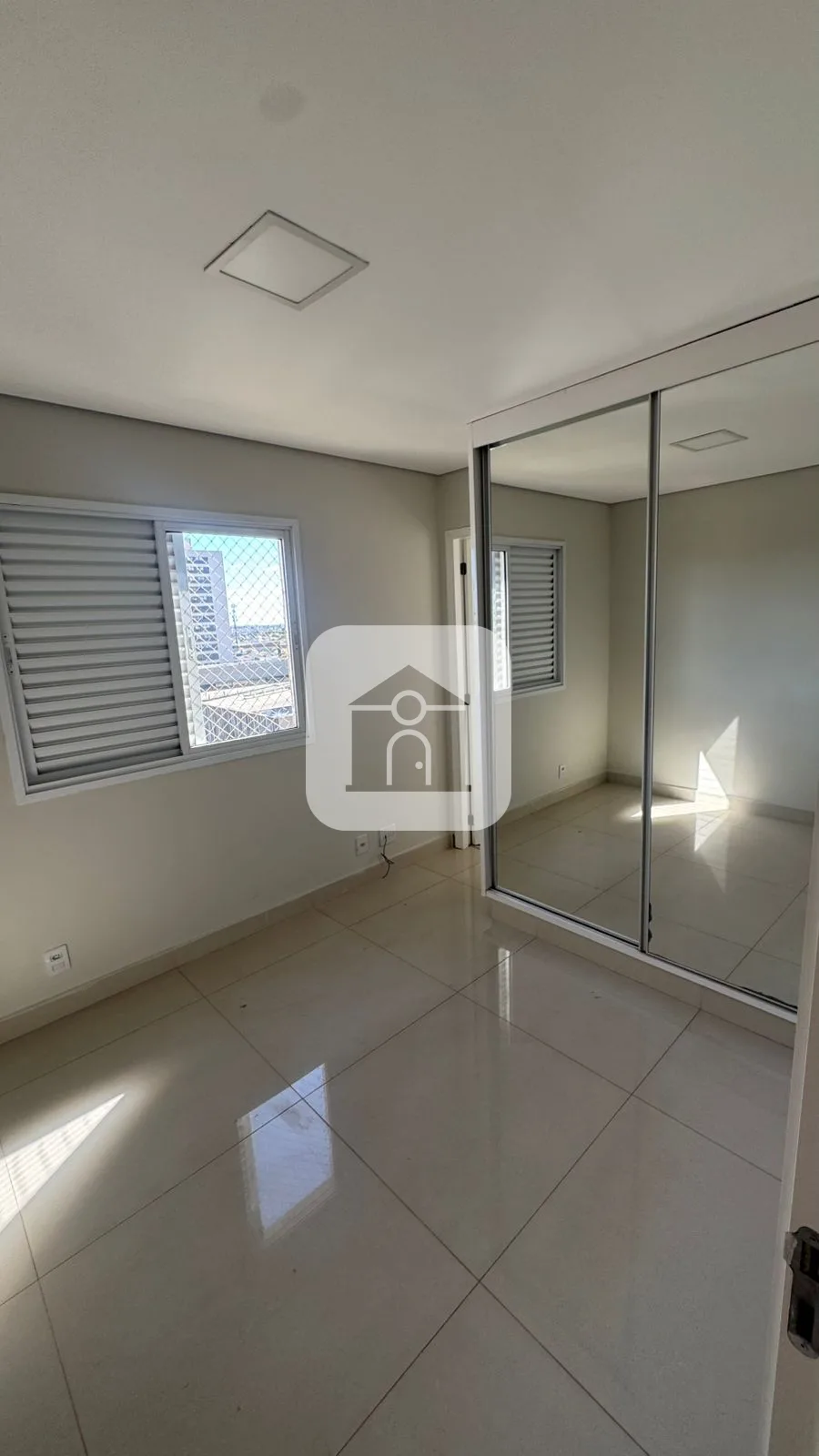Alugar Apartamento / Padr&atilde;o em Uberl&acirc;ndia R$ 5.200,00 - Foto 8