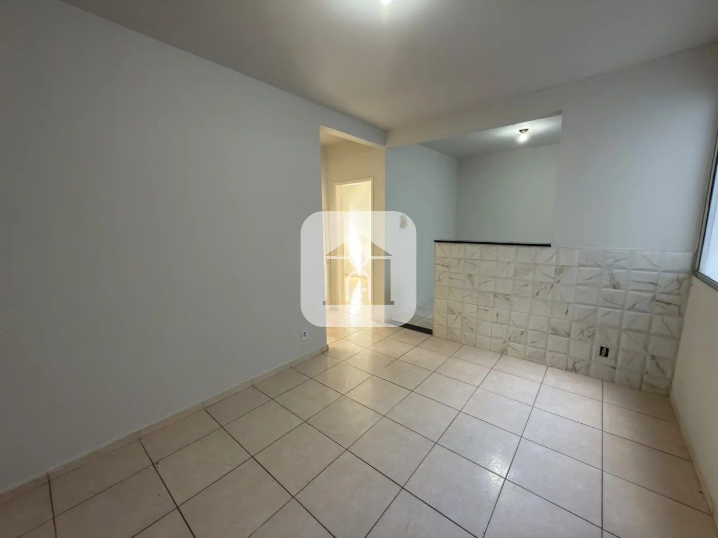 Alugar Apartamento / Padr&atilde;o em Uberl&acirc;ndia R$ 1.200,00 - Foto 1