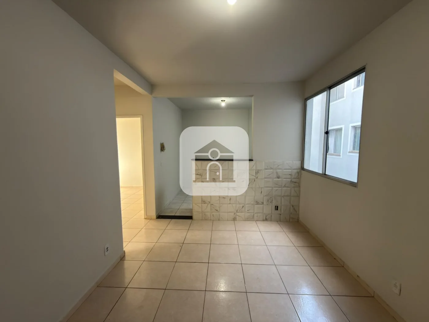 Alugar Apartamento / Padr&atilde;o em Uberl&acirc;ndia R$ 1.200,00 - Foto 2