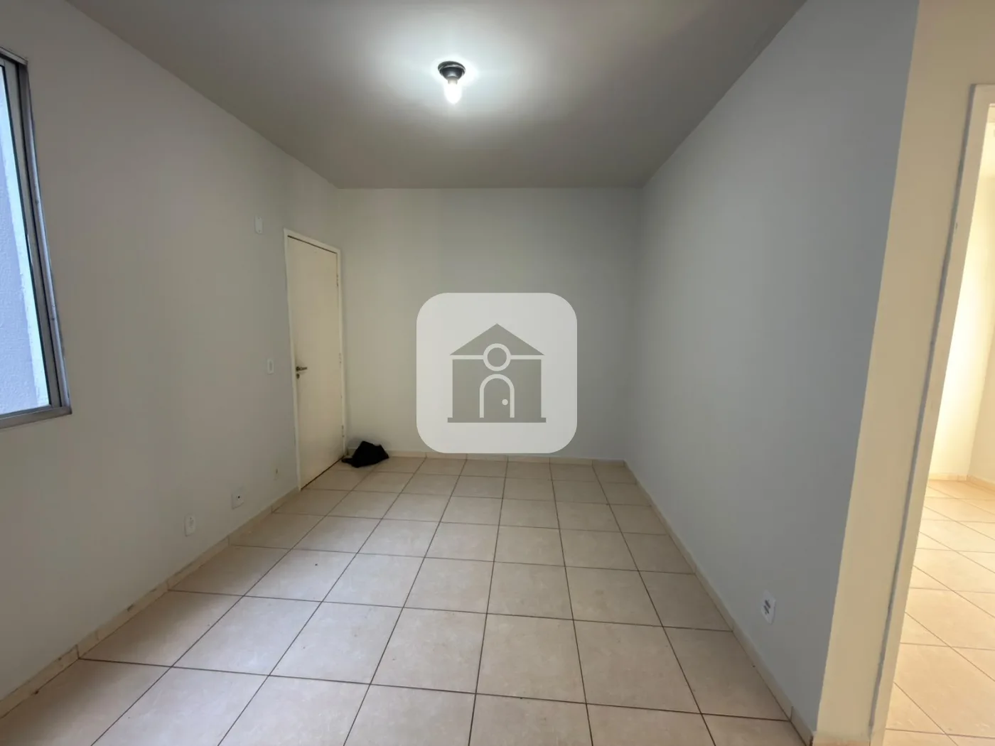 Alugar Apartamento / Padr&atilde;o em Uberl&acirc;ndia R$ 1.200,00 - Foto 3