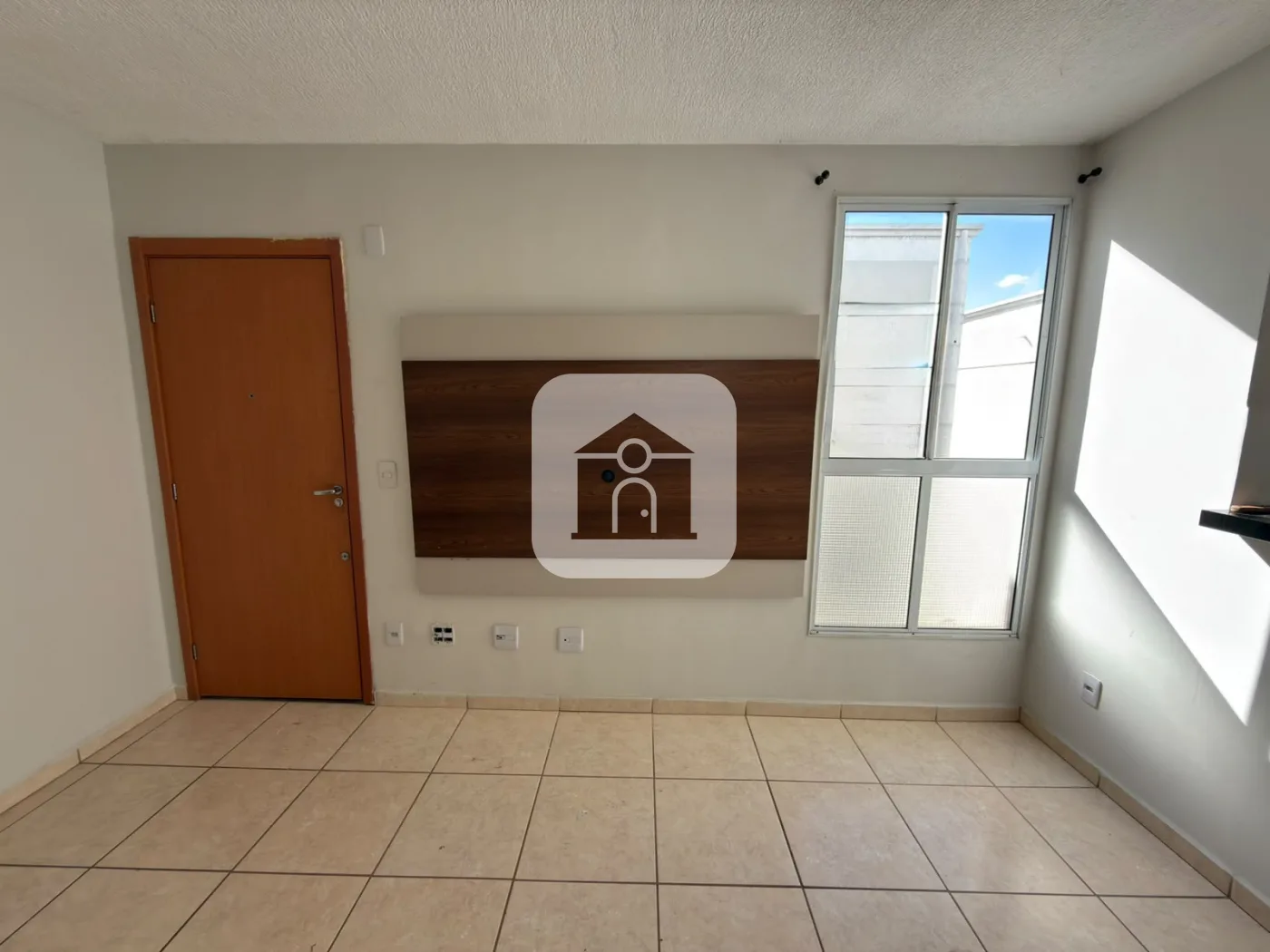 Alugar Apartamento / Padr&atilde;o em uberlandia R$ 1.350,00 - Foto 2