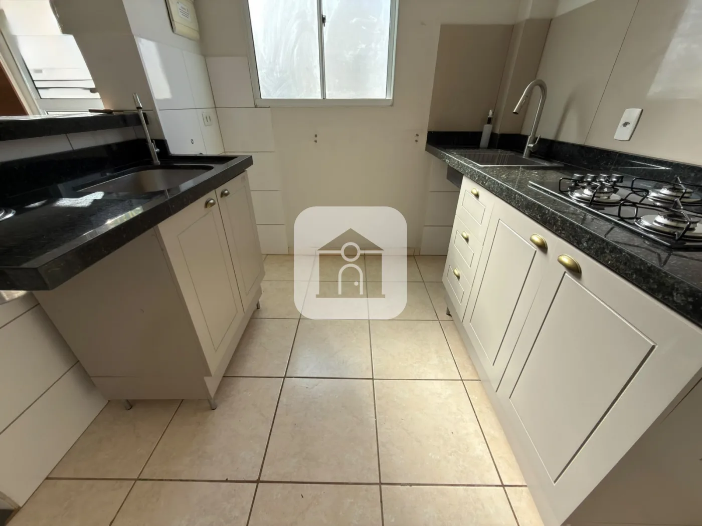Alugar Apartamento / Padr&atilde;o em uberlandia R$ 1.350,00 - Foto 5