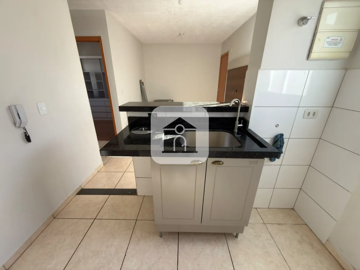 Alugar Apartamento / Padr&atilde;o em uberlandia R$ 1.350,00 - Foto 6