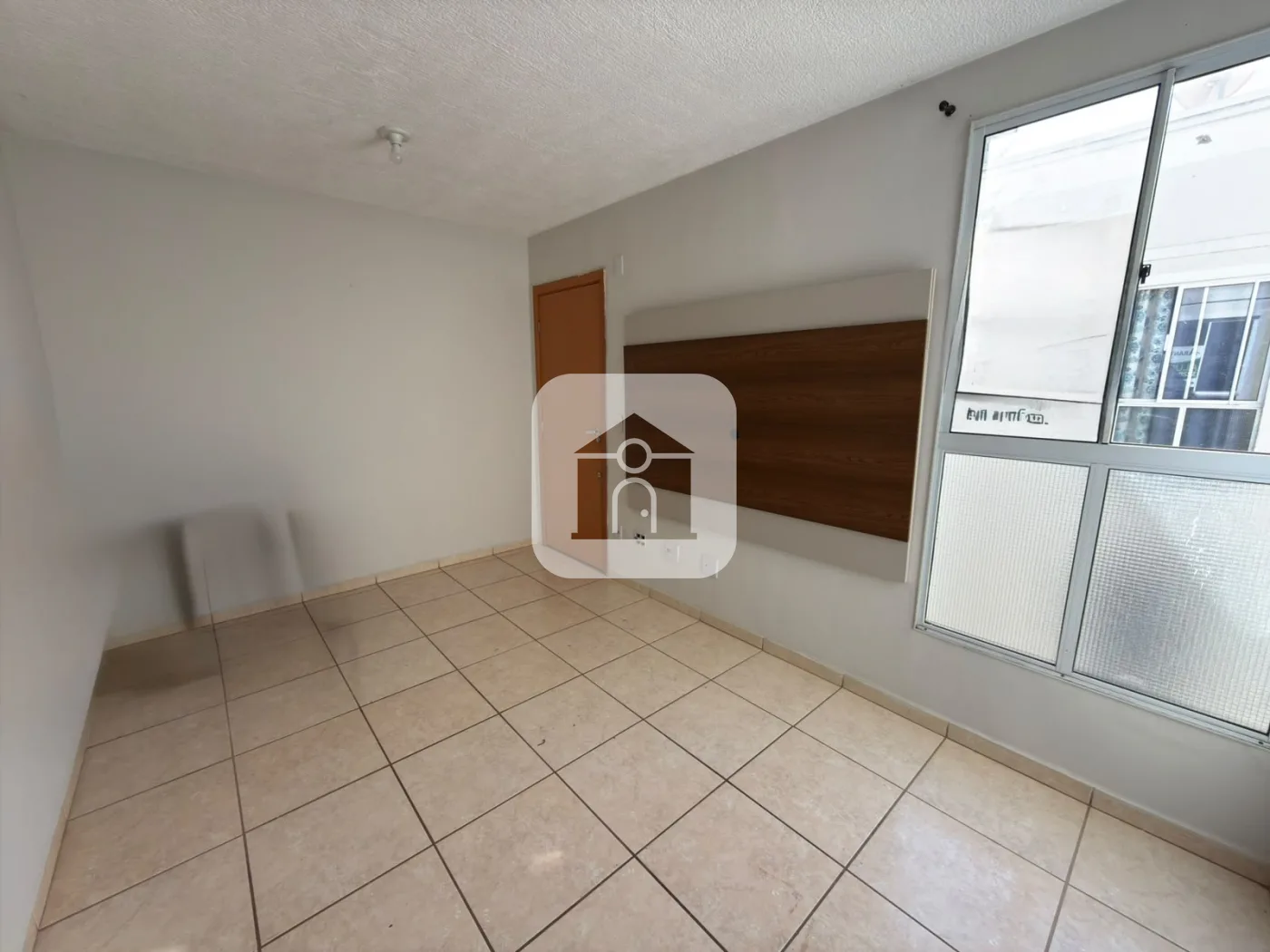 Alugar Apartamento / Padr&atilde;o em uberlandia R$ 1.350,00 - Foto 3