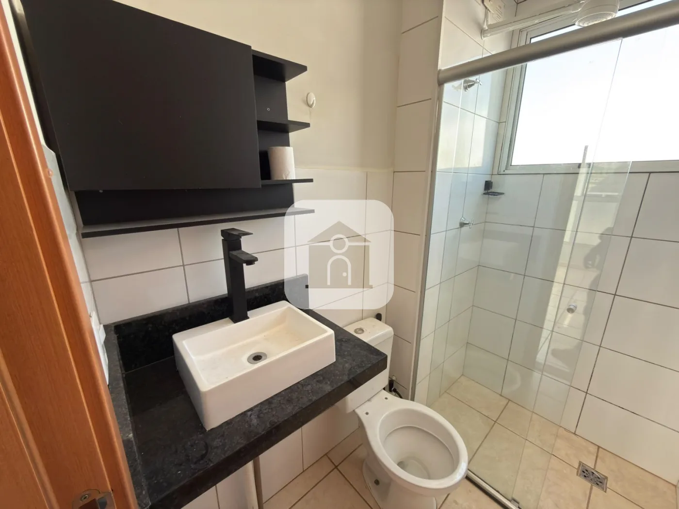 Alugar Apartamento / Padr&atilde;o em uberlandia R$ 1.350,00 - Foto 13