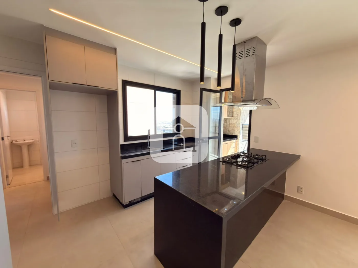 Alugar Apartamento / Padr&atilde;o em Uberl&acirc;ndia R$ 10.000,00 - Foto 4