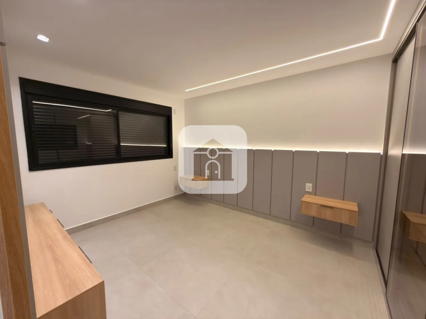 Alugar Apartamento / Padr&atilde;o em Uberl&acirc;ndia R$ 10.000,00 - Foto 11