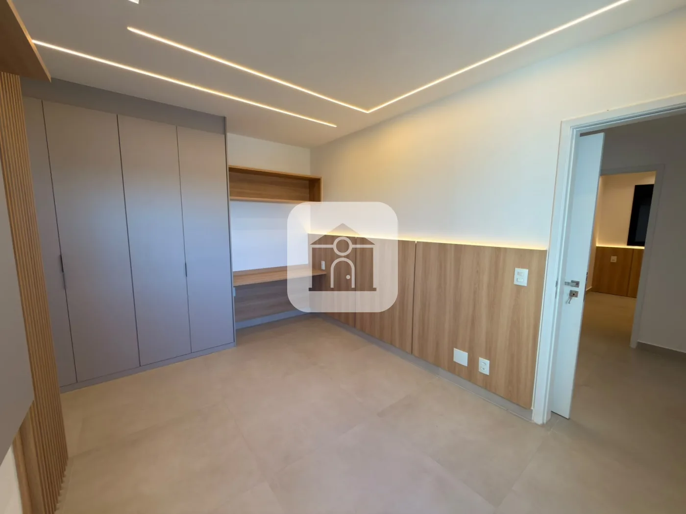 Alugar Apartamento / Padr&atilde;o em Uberl&acirc;ndia R$ 10.000,00 - Foto 27