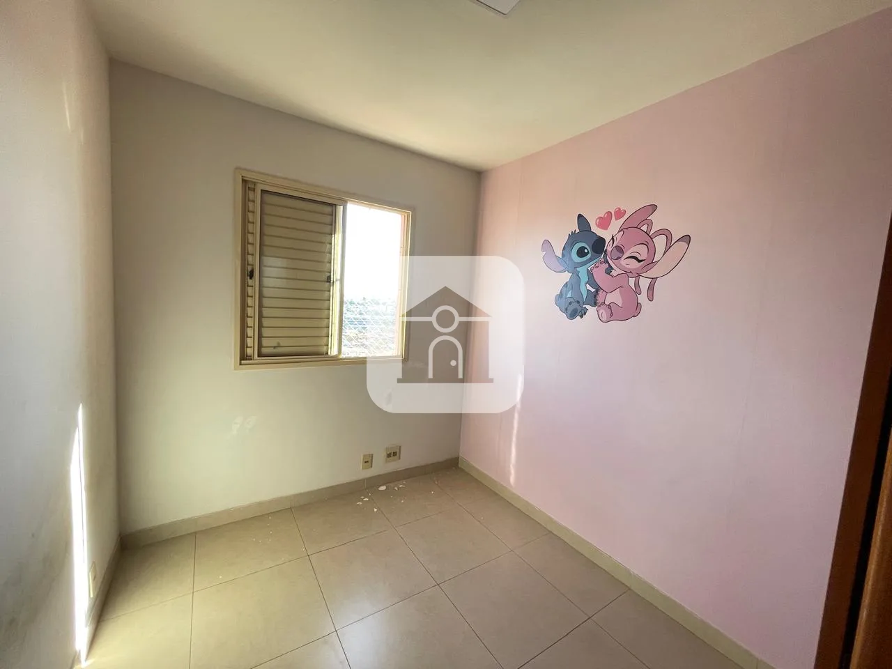 Alugar Apartamento / Padr&atilde;o em Uberlandia R$ 2.100,00 - Foto 8