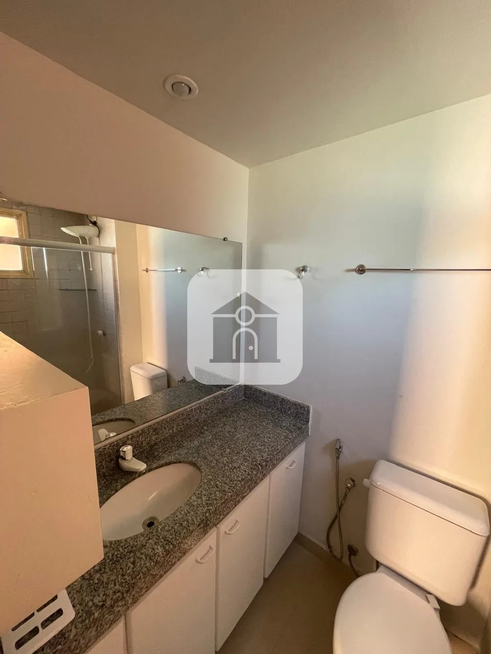 Alugar Apartamento / Padr&atilde;o em Uberlandia R$ 2.100,00 - Foto 13