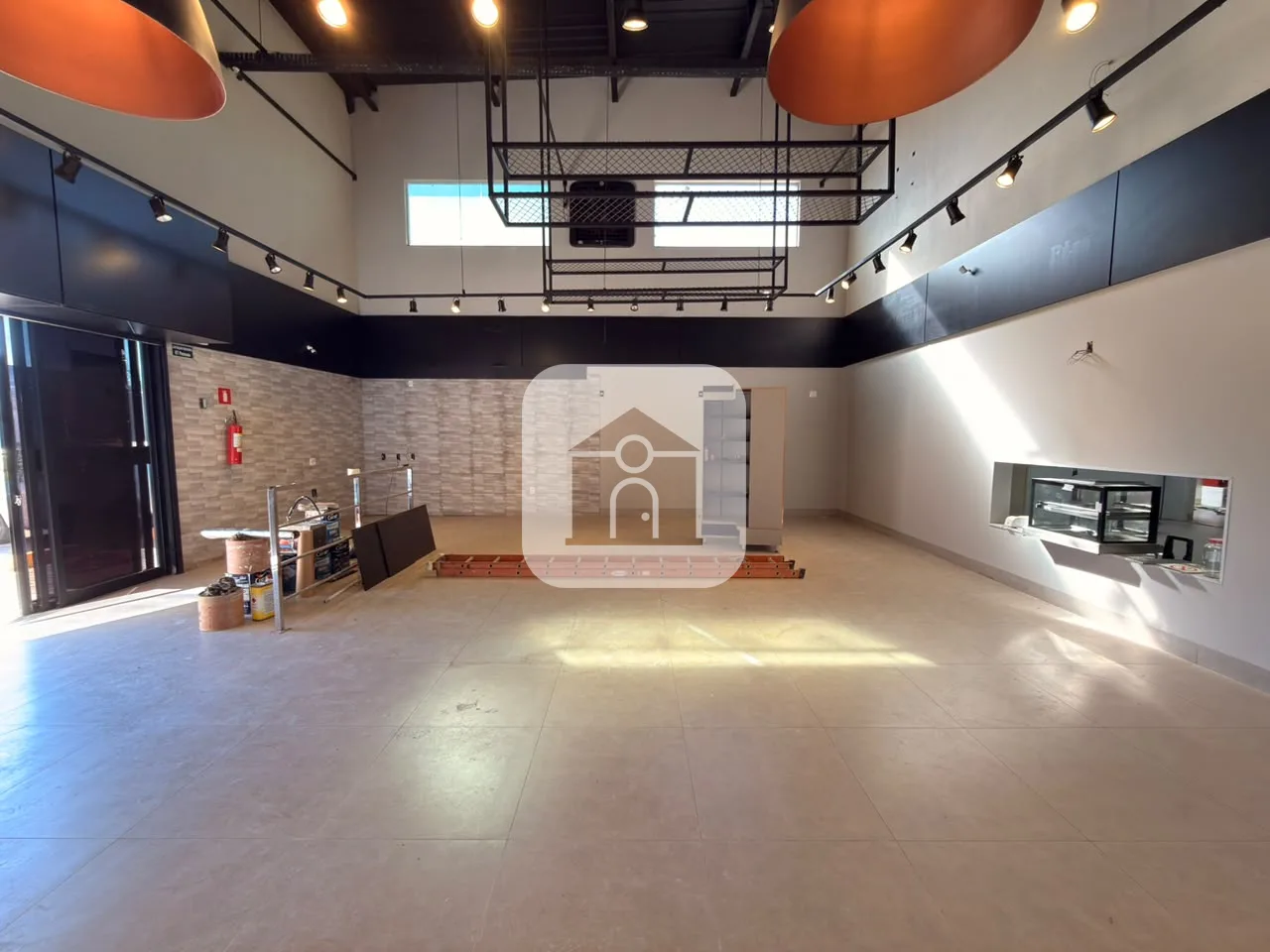 Alugar Comercial / Pr&eacute;dio em Uberl&acirc;ndia R$ 12.000,00 - Foto 9
