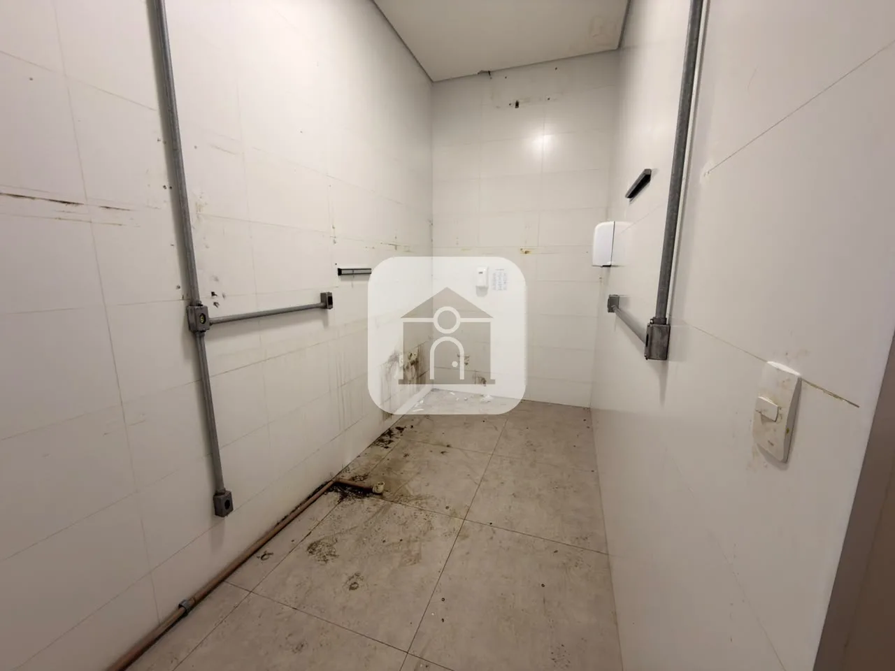 Alugar Comercial / Pr&eacute;dio em Uberl&acirc;ndia R$ 12.000,00 - Foto 28