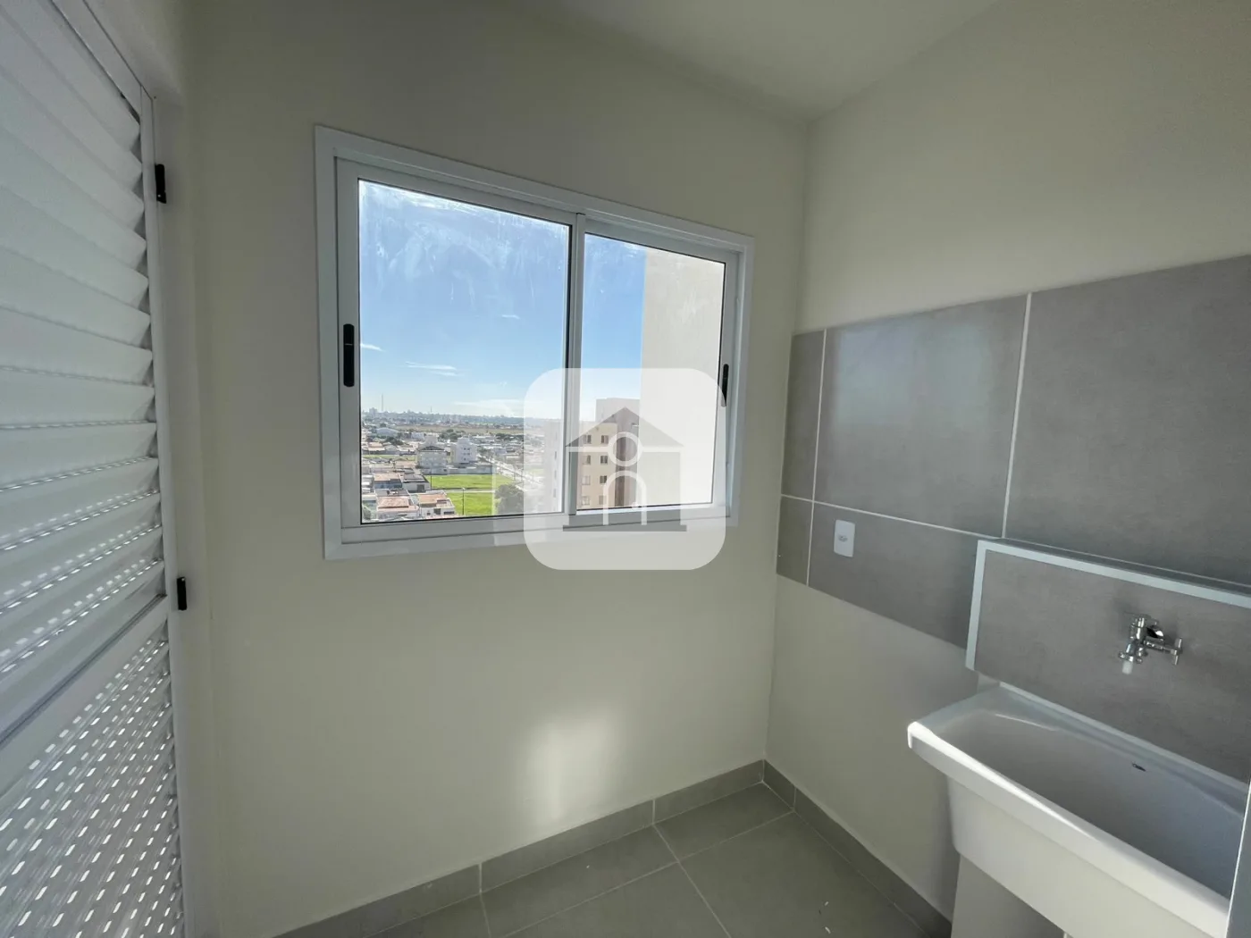 Alugar Apartamento / Padr&atilde;o em Uberl&acirc;ndia R$ 1.350,00 - Foto 8