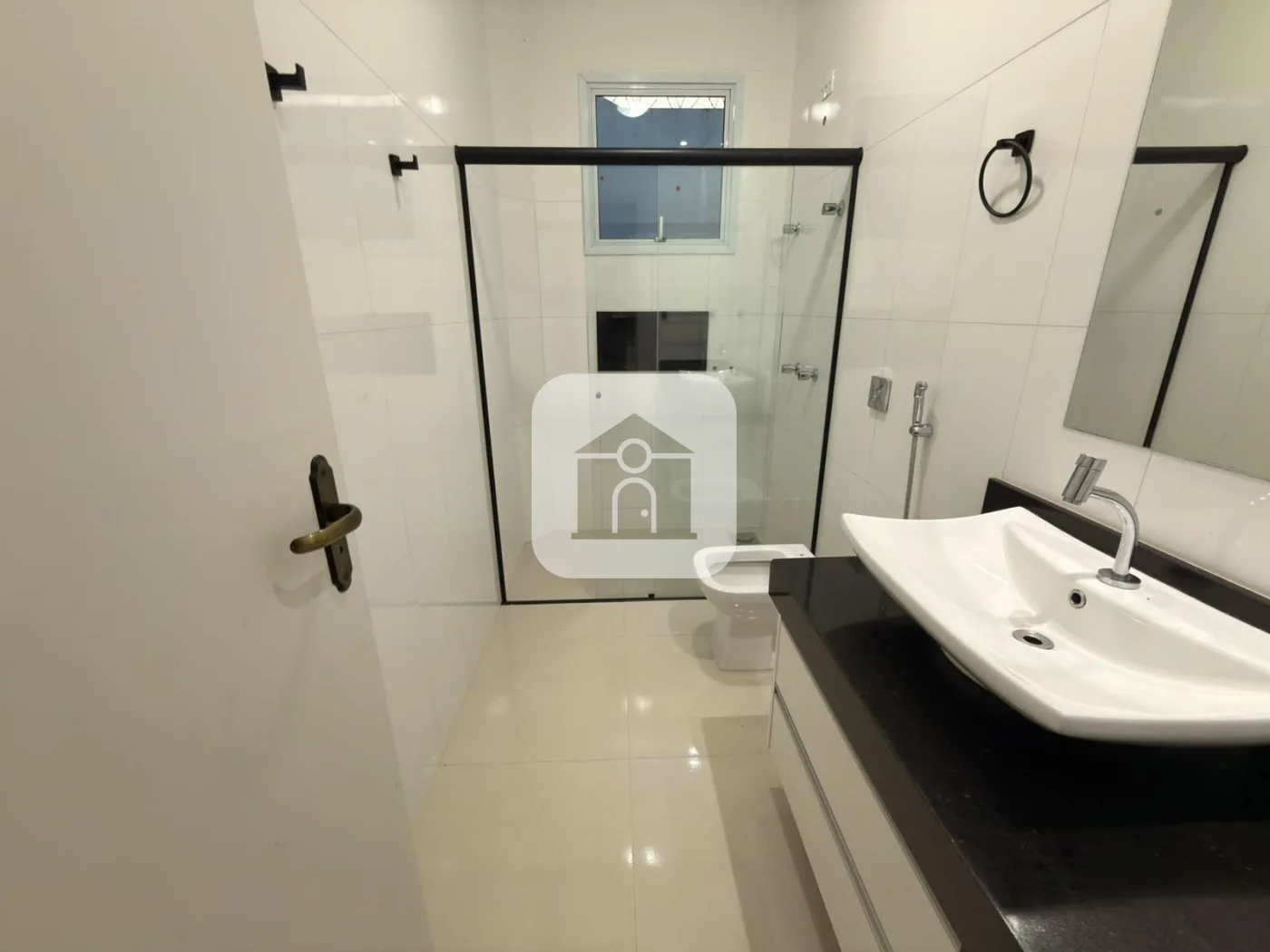 Alugar Casa / Padr&atilde;o em Uberl&acirc;ndia R$ 6.000,00 - Foto 25