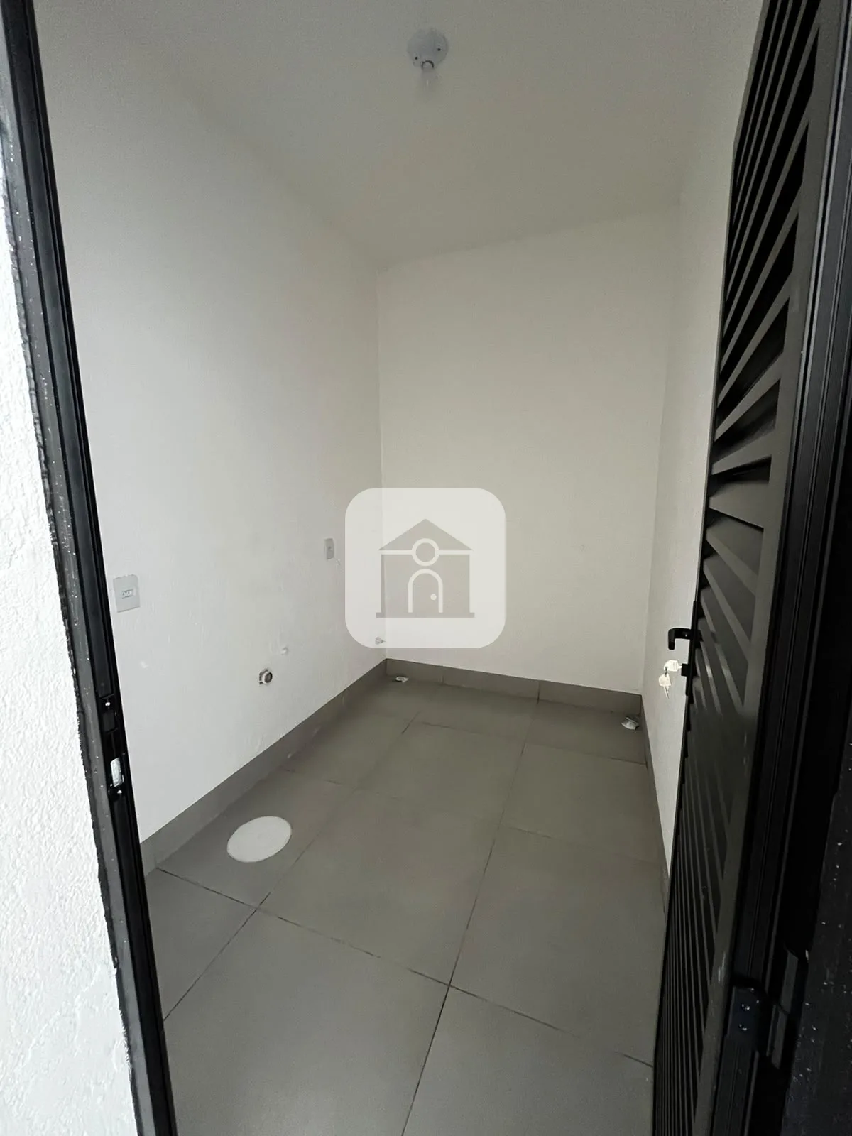 Alugar Comercial / Galp&atilde;o em Uberl&acirc;ndia R$ 7.000,00 - Foto 12