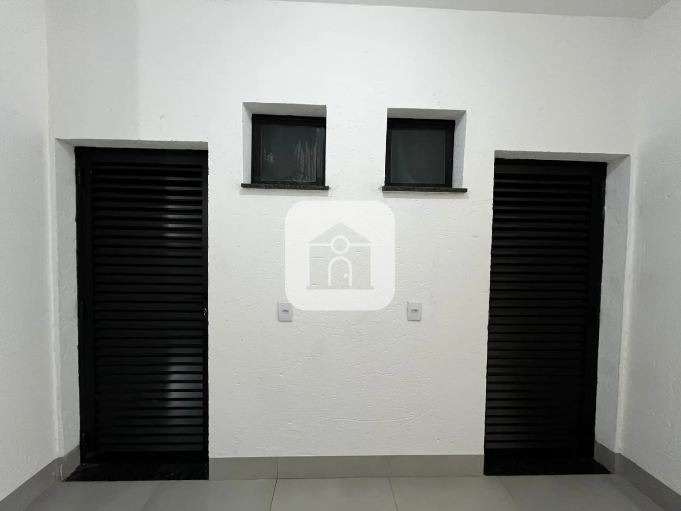 Alugar Comercial / Galp&atilde;o em Uberl&acirc;ndia R$ 7.000,00 - Foto 10
