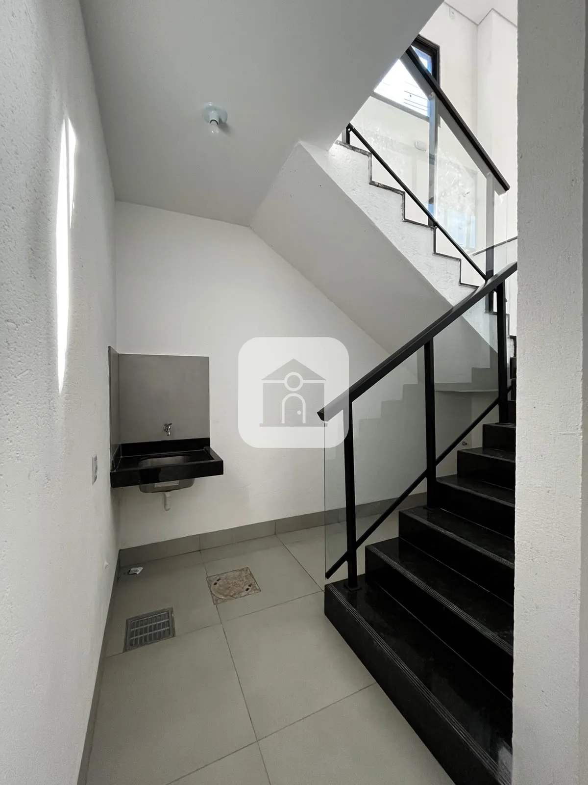 Alugar Comercial / Galp&atilde;o em Uberl&acirc;ndia R$ 7.000,00 - Foto 13