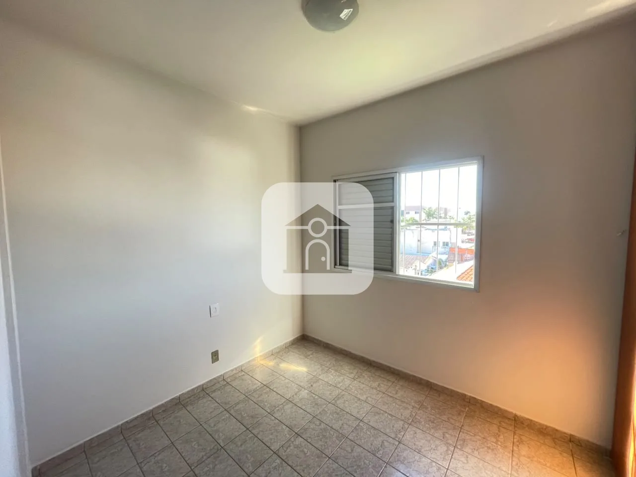 Alugar Apartamento / Padr&atilde;o em Uberl&acirc;ndia R$ 1.400,00 - Foto 13