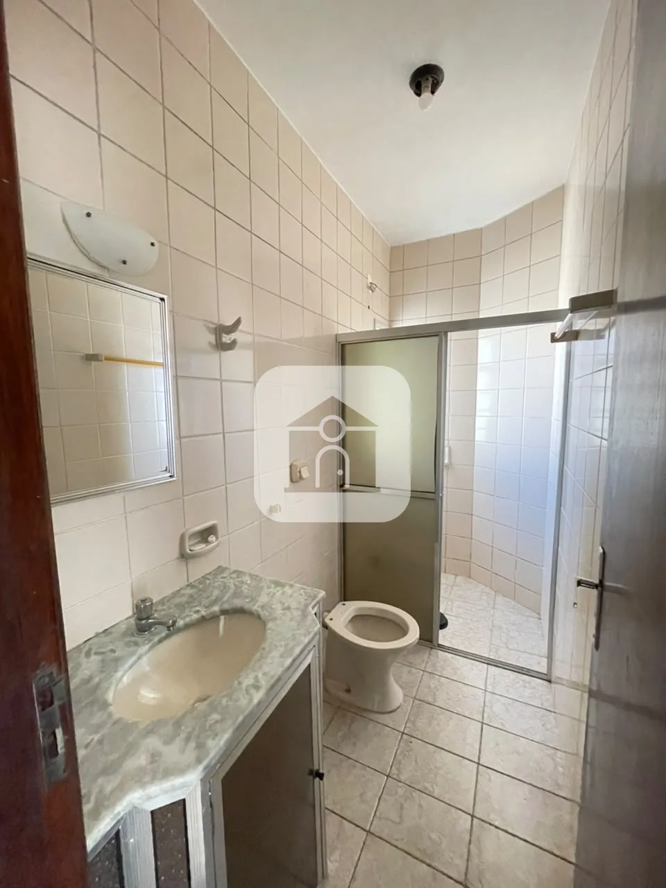 Alugar Apartamento / Padr&atilde;o em Uberl&acirc;ndia R$ 1.400,00 - Foto 15