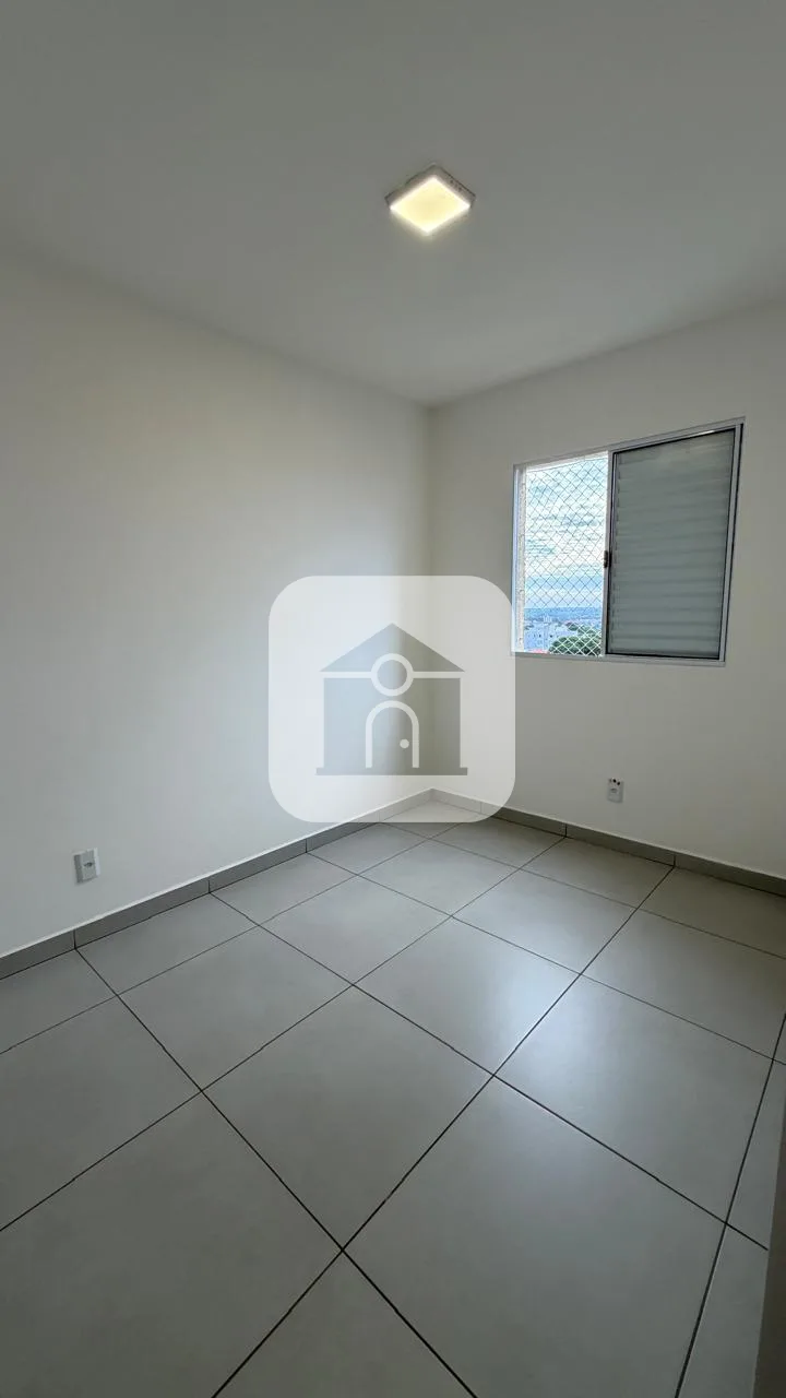 Alugar Apartamento / Padr&atilde;o em Uberl&acirc;ndia R$ 1.400,00 - Foto 13