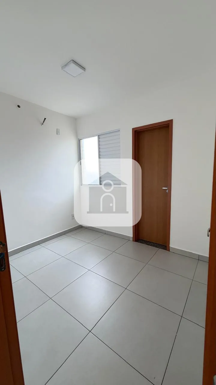 Alugar Apartamento / Padr&atilde;o em Uberl&acirc;ndia R$ 1.400,00 - Foto 12