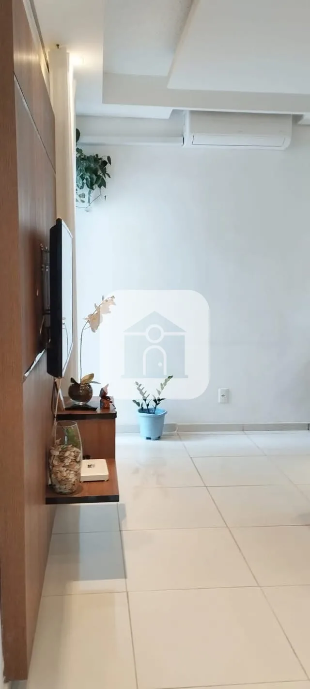 Comprar Apartamento / Padr&atilde;o em Uberlandia R$ 230.000,00 - Foto 4