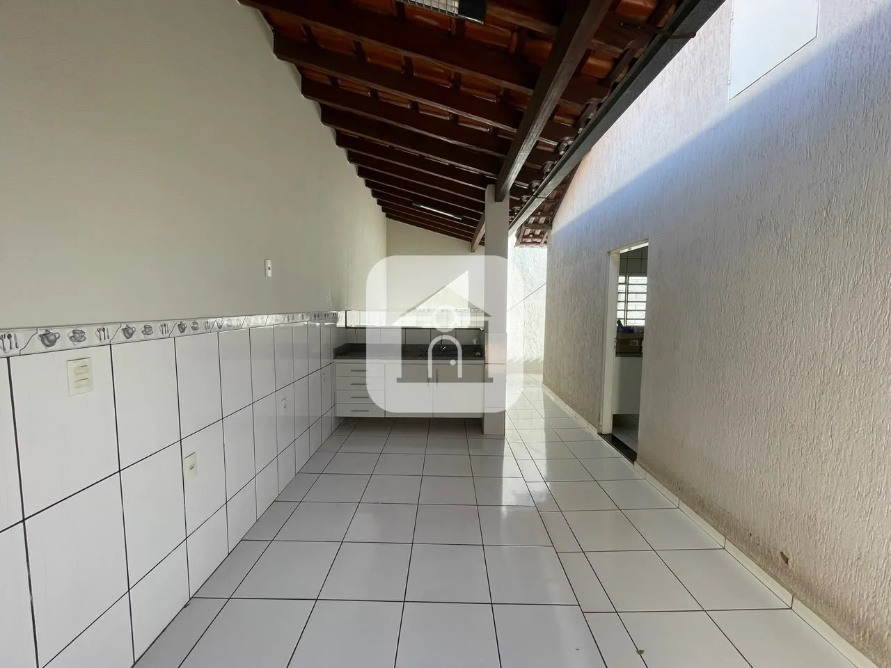 Alugar Casa / Padr&atilde;o em Uberl&acirc;ndia R$ 2.700,00 - Foto 14