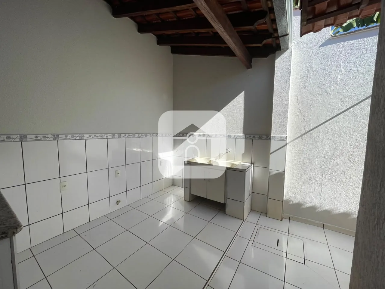 Alugar Casa / Padr&atilde;o em Uberl&acirc;ndia R$ 2.700,00 - Foto 15